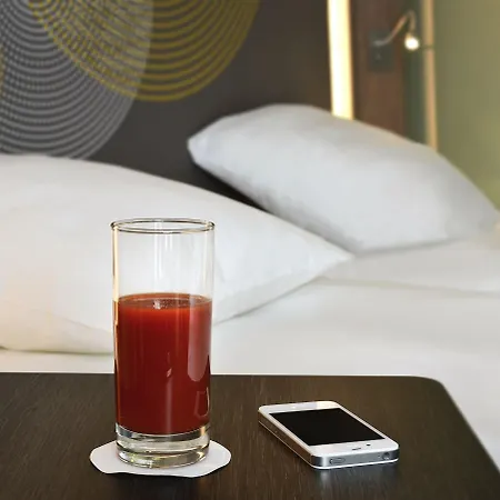 Novotel Centre Hotel