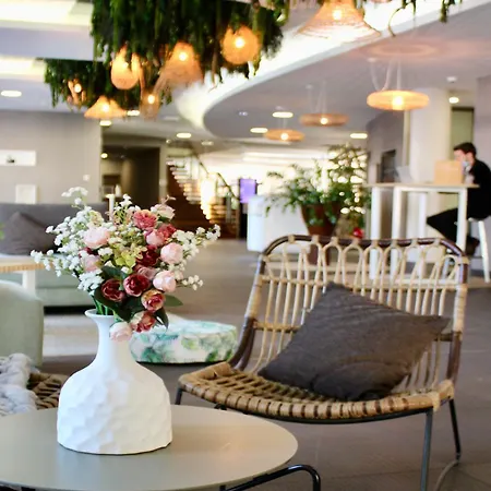 Novotel Centre Hotel