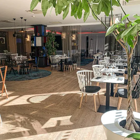Novotel Centre 4*