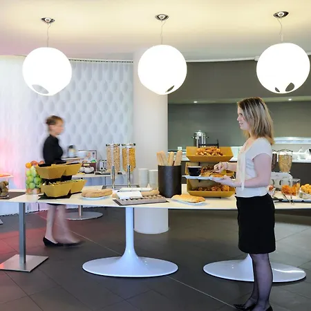 Hotel Novotel Centre 4*