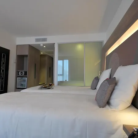 Hotel Novotel Centre 4*